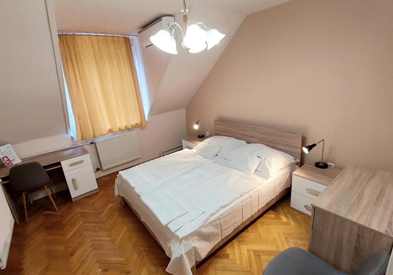 Thermal Apartmanhaz Komarom Exterior photo